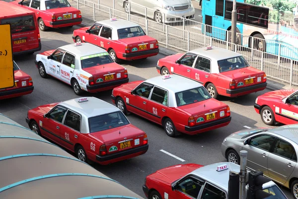 Taxis in the street of Hong Kong. — Stock Photo, Image