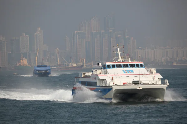 Moderne veerboot tussen Hongkong en macau — Stockfoto