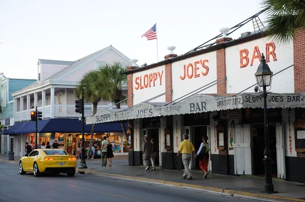 在美国佛罗里达基韦斯特邋遢乔酒吧 — 图库照片