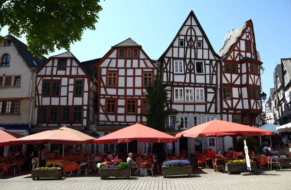 Traditionelle Fachwerkhäuser in der Altstadt von Limburg, Hessen — Stockfoto