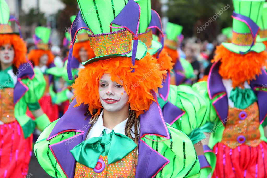 Santa Cruz De Tenerife Carnival 11 Woman In A Clown Costume Stock Editorial Photo C Philipus