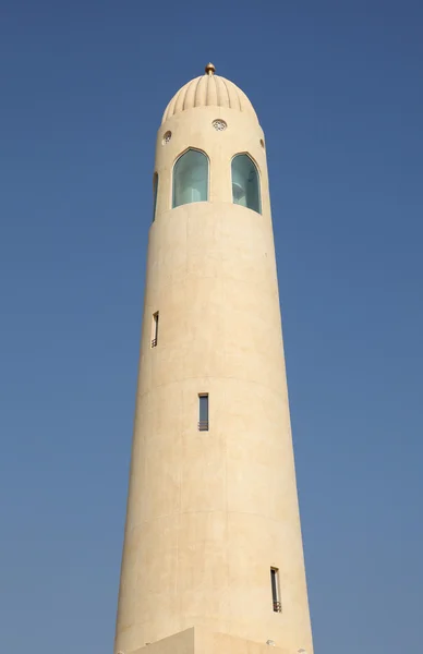 ドーハでのカタールの状態グランド モスクのミナレット — ストック写真