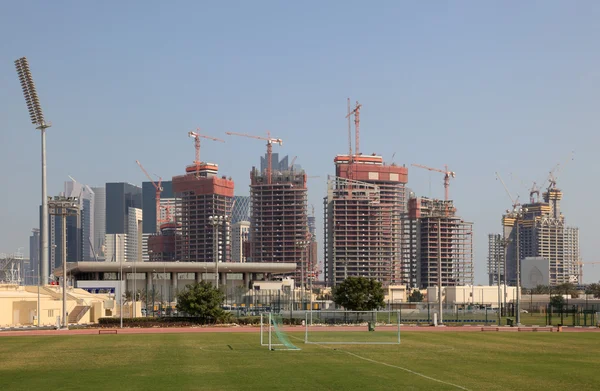 Вид з Doha downtown, Катар — стокове фото