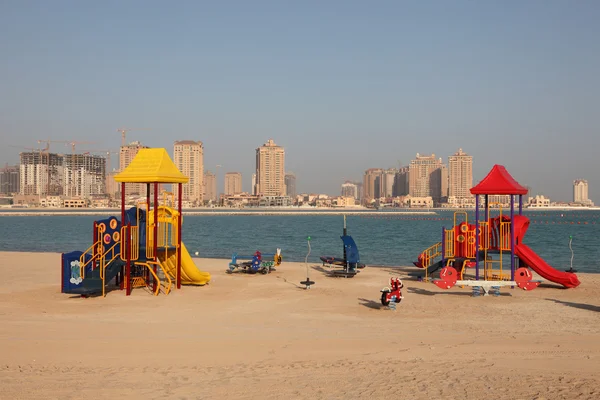 Parco giochi al villaggio culturale Katara a Doha, Qatar — Foto Stock
