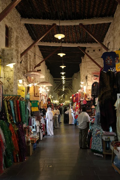 Viejo mercado souq waqif en doha, qatar, Medio Oriente — Stok fotoğraf
