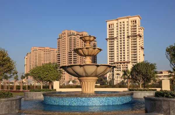 Fontein op de parel in doha, qatar, Midden-Oosten — Stockfoto