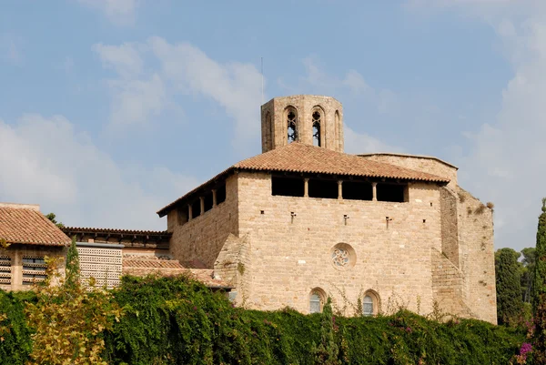 Γοτθικού στιλ μοναστήρι Pedralbes της Βαρκελώνης, Ισπανία — Φωτογραφία Αρχείου