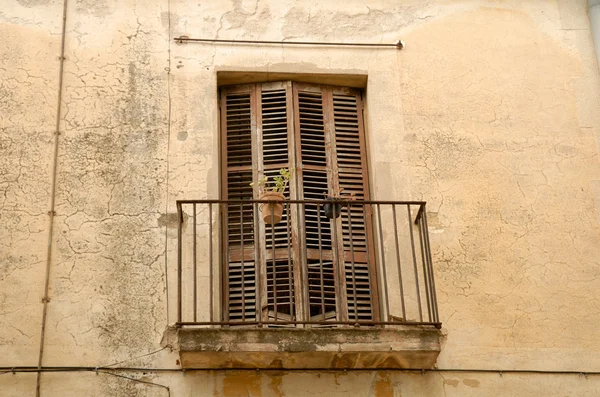 Window with balcony in Barcelona, Spain — Stock Photo, Image