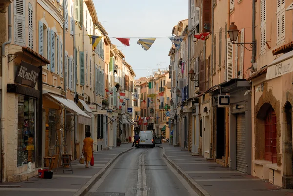 Ulice v saint-tropez, jižní Francie — Stock fotografie