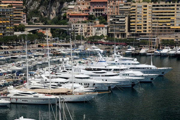 Luxusní jachty v Monaku — Stock fotografie
