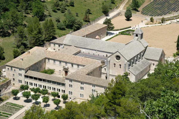 Vista aérea da Abadia de Seanque, sul da França — Fotografia de Stock