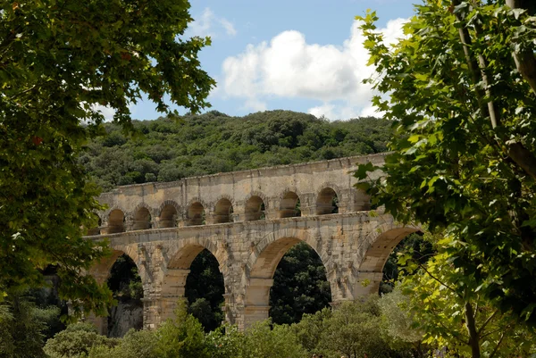 Roman aqueduct Pont du Gard in southern France — Stock Photo, Image