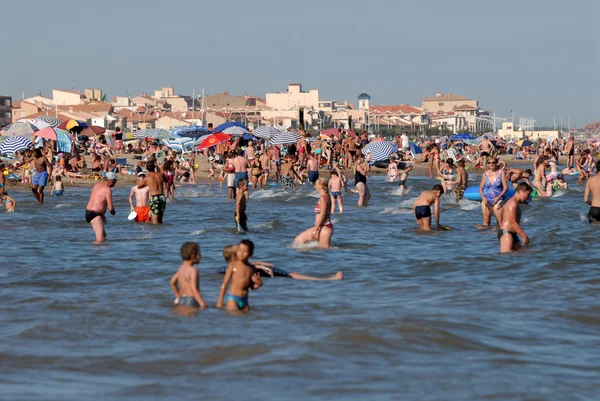 Mediterrane strand valras-plage in Zuid-Frankrijk — Stockfoto