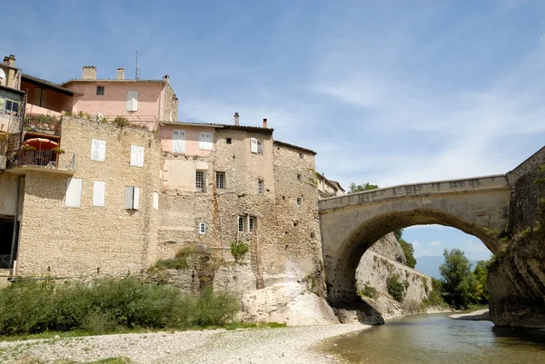 Ρωμαϊκή Γέφυρα στο vaison la romaine, Γαλλία — Φωτογραφία Αρχείου