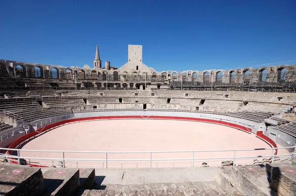 阿尔勒，法国的罗马竞技场 — 图库照片