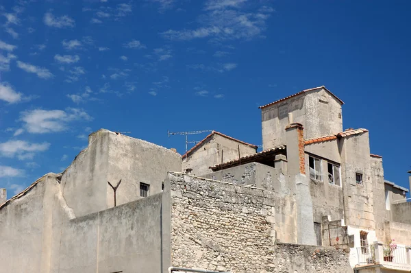 Casas em Arles, sul da França — Fotografia de Stock