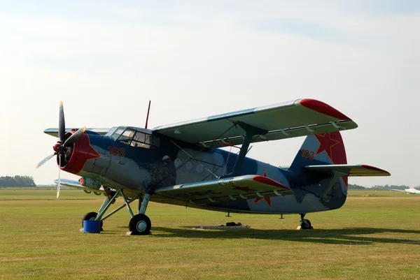 Tarihsel uçağı antonov an-2 — Stok fotoğraf