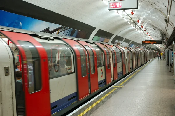 Stazione della metropolitana di Londra — Foto Stock