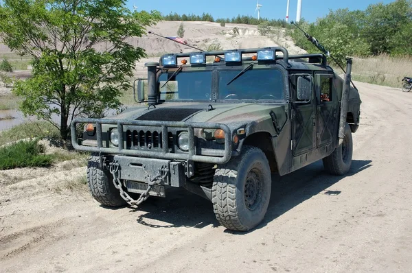 Nas pojazd wojskowy hummer h1 — Zdjęcie stockowe
