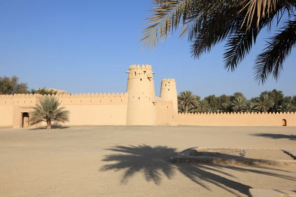 Fuerte de Al Jahili en Al Ain, Emirato de Abu Dhabi — Foto de Stock
