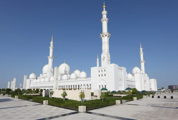 Scheich-Zayed-Moschee in Abu Dhabi — Stockfoto
