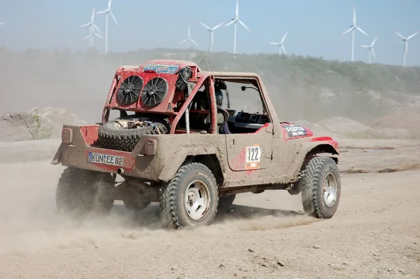 Jeep wrangler w konkurencji rajd offroad — Zdjęcie stockowe