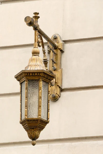 在巴塞罗那，西班牙的灯笼 — 图库照片