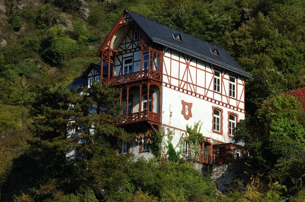 Casa tradicional alemã de meia-madeira — Fotografia de Stock