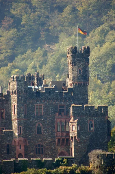Antiguo castillo en el río Rin, Alemania — Foto de Stock
