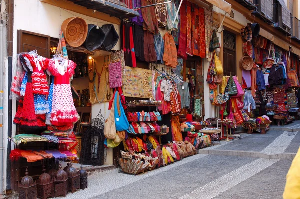 Orientaliska marknaden i granada, Spanien — Stockfoto
