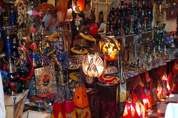Orientalisches Geschäft in Granada, Spanien — Stockfoto