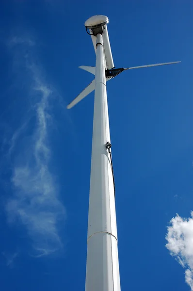 Turbina eólica para energía limpia — Foto de Stock