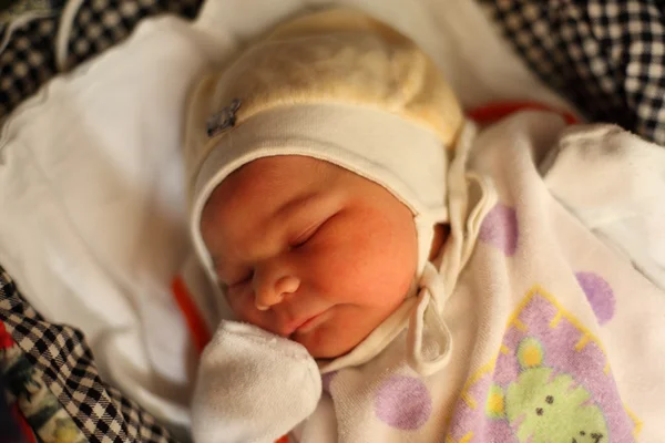 初生婴儿睡 — 图库照片