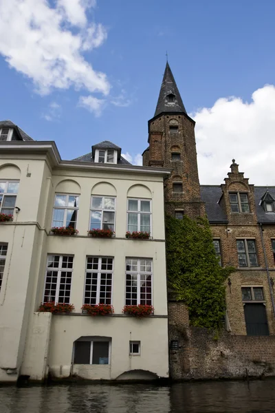 Arquitectura de la ciudad vieja, Brujas, Bélgica . —  Fotos de Stock