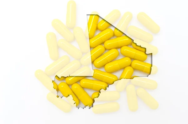 Overzicht-kaart van mali met pillen op de achtergrond voor gezondheid en — Stockfoto