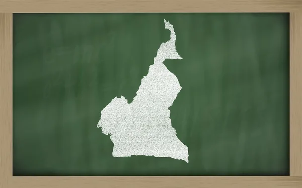 黑板上的喀麦隆大纲地图 — 图库照片