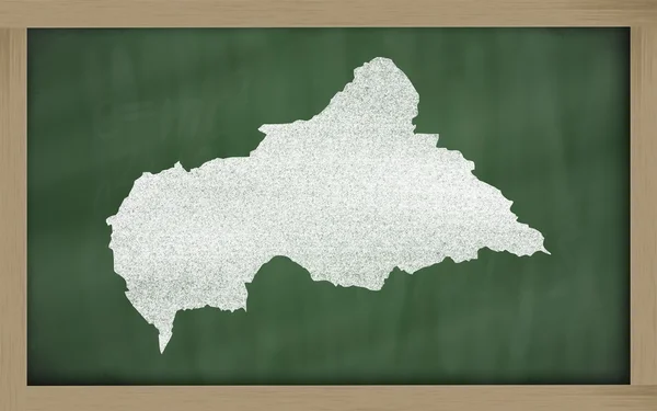 黑板上的中非共和国大纲地图 — 图库照片