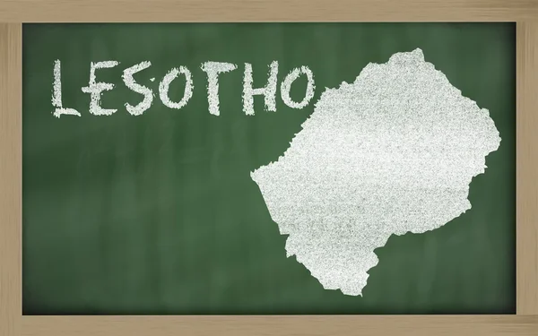 黑板上的莱索托大纲地图 — 图库照片
