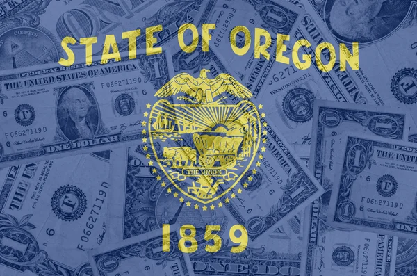 US state of oregon flag with transparent dollar banknotes in bac — Stock Photo, Image