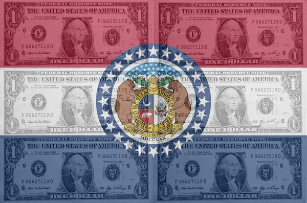 Αμερικανική σημαία της πολιτείας του missouri, με διαφανή Δολάριο τραπεζογραμματίων στο β — Φωτογραφία Αρχείου