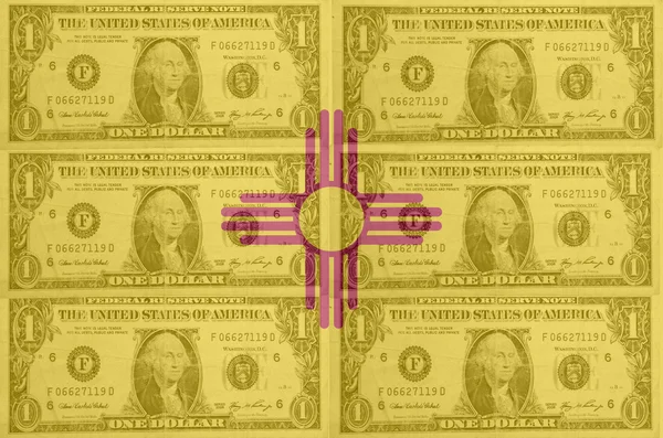 Etat américain du nouveau drapeau mexicain avec des billets en dollars transparents — Photo