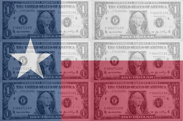 Bandera de Texas con billetes transparentes en dólares en la espalda — Foto de Stock