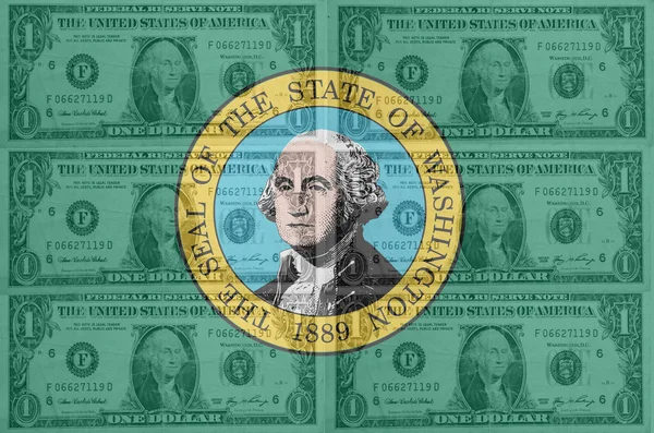 Флаг штата Вашингтон с прозрачными банкнотами в долларах — стоковое фото