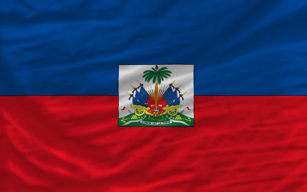 Komplett geschwenkte Nationalflagge aus Haiti als Hintergrund — Stockfoto