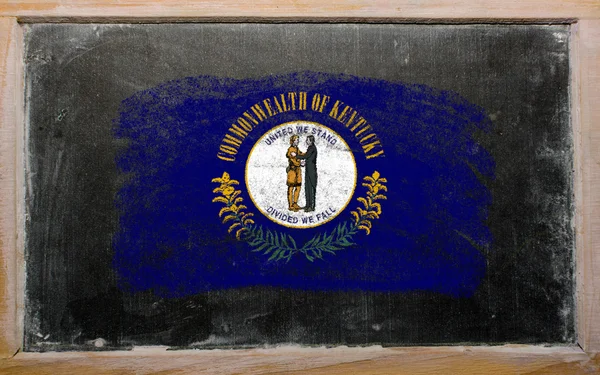 我们的旗子肯塔基州上黑板上用粉笔绘制状态 — 图库照片
