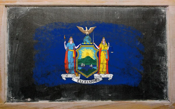 Flagga oss delstaten new york på tavlan målas med krita — Stockfoto