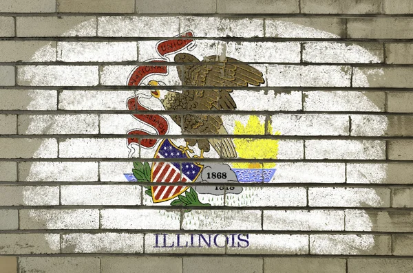 Grunge bizden Illinois state tuğla duvar c ile boyanmış bayrak — Stok fotoğraf