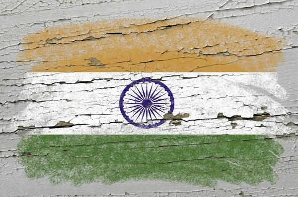 Bandiera di India su grunge texture in legno preciso dipinto con chal — Foto Stock