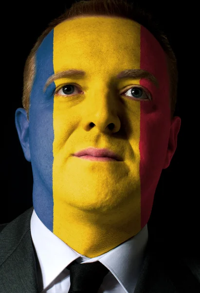 Rostro de empresario serio o político pintado en colores de r — Foto de Stock