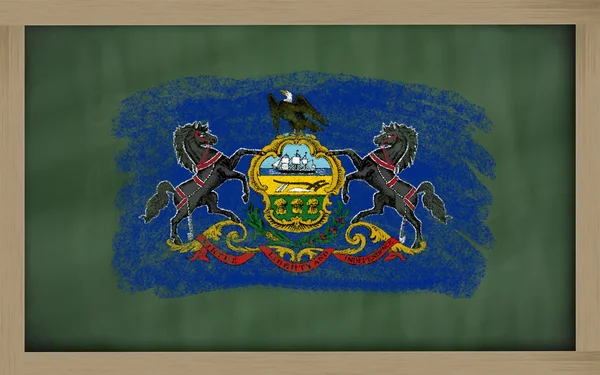 Flag of us state of pennsylvania on blackboard painted with chal — Stock Photo, Image